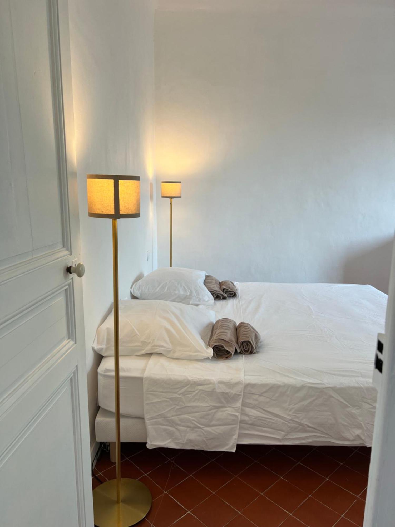 Appartements A La Ferme La Ciotat Esterno foto